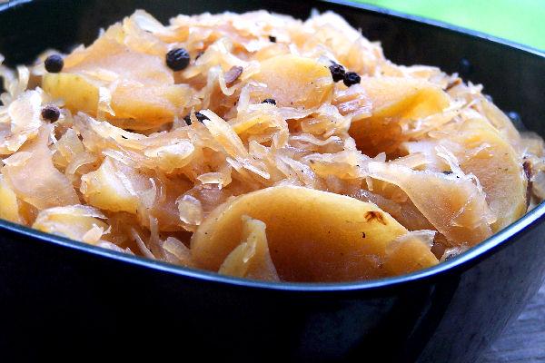 Sauerkraut And Apples Recipe - Food.com