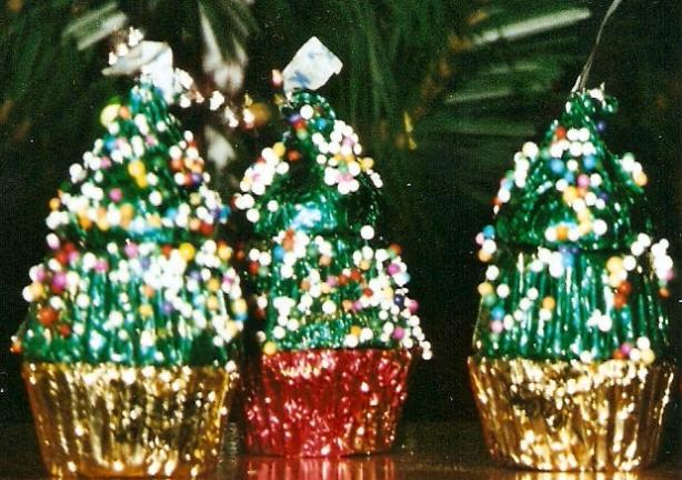 hershey kiss christmas trees recipe food com hershey kiss christmas trees recipe food com