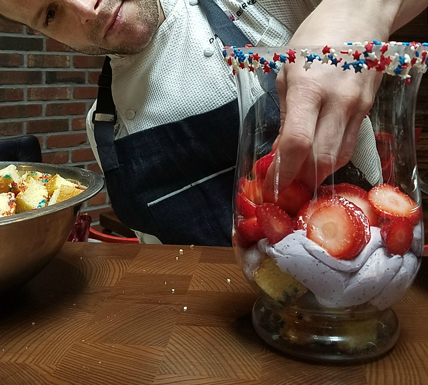 Assemble the trifle