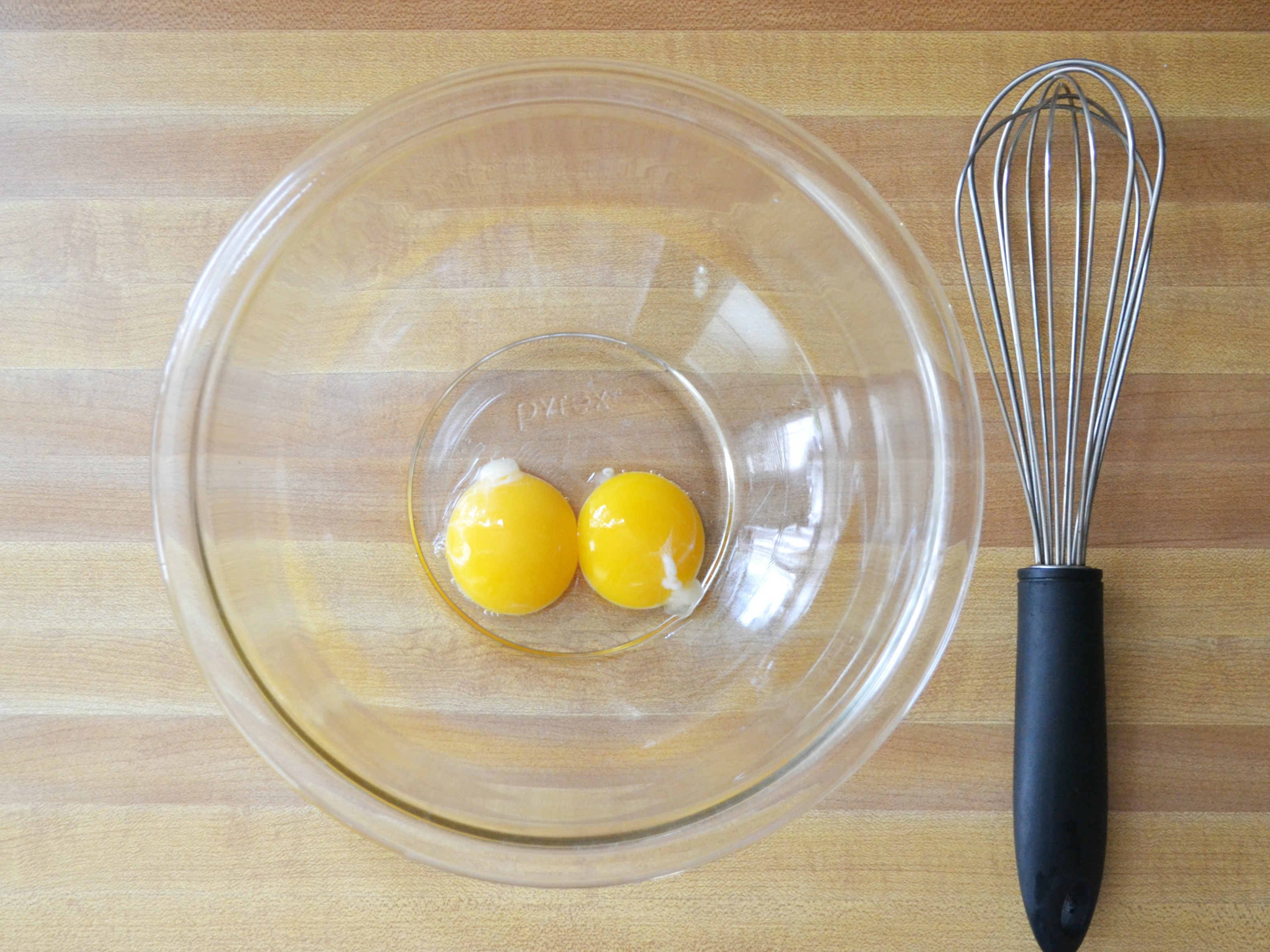 How to Make Hollandaise - Mix Yolks & Water