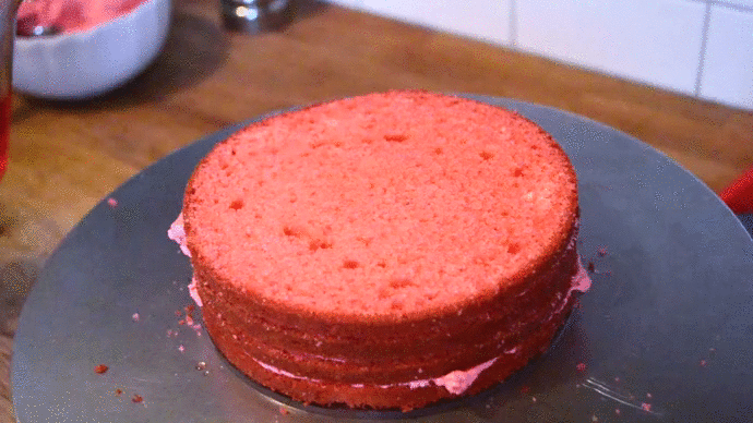 pipe black rings for a seedy slice!