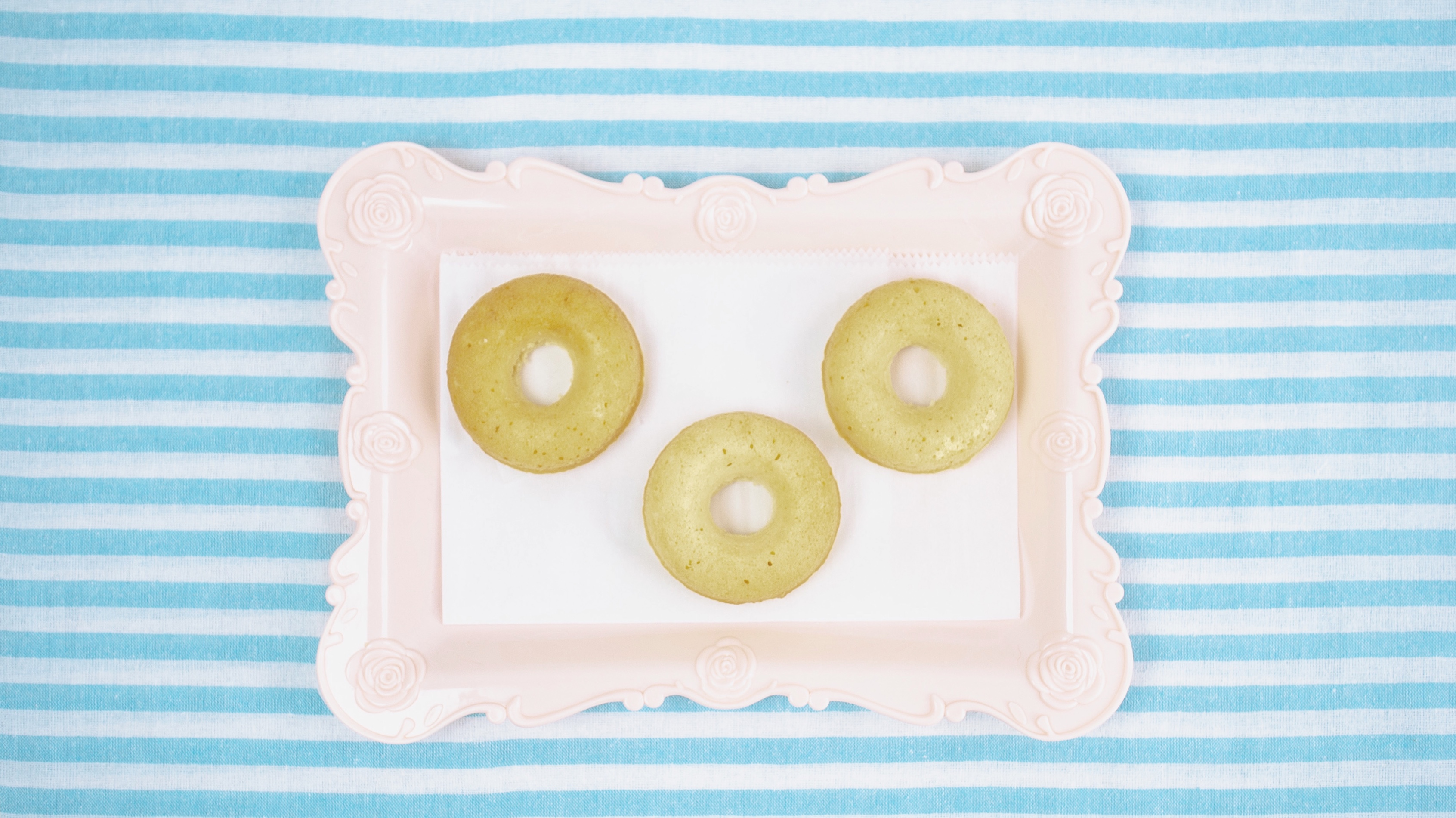 Make the flamingo floats