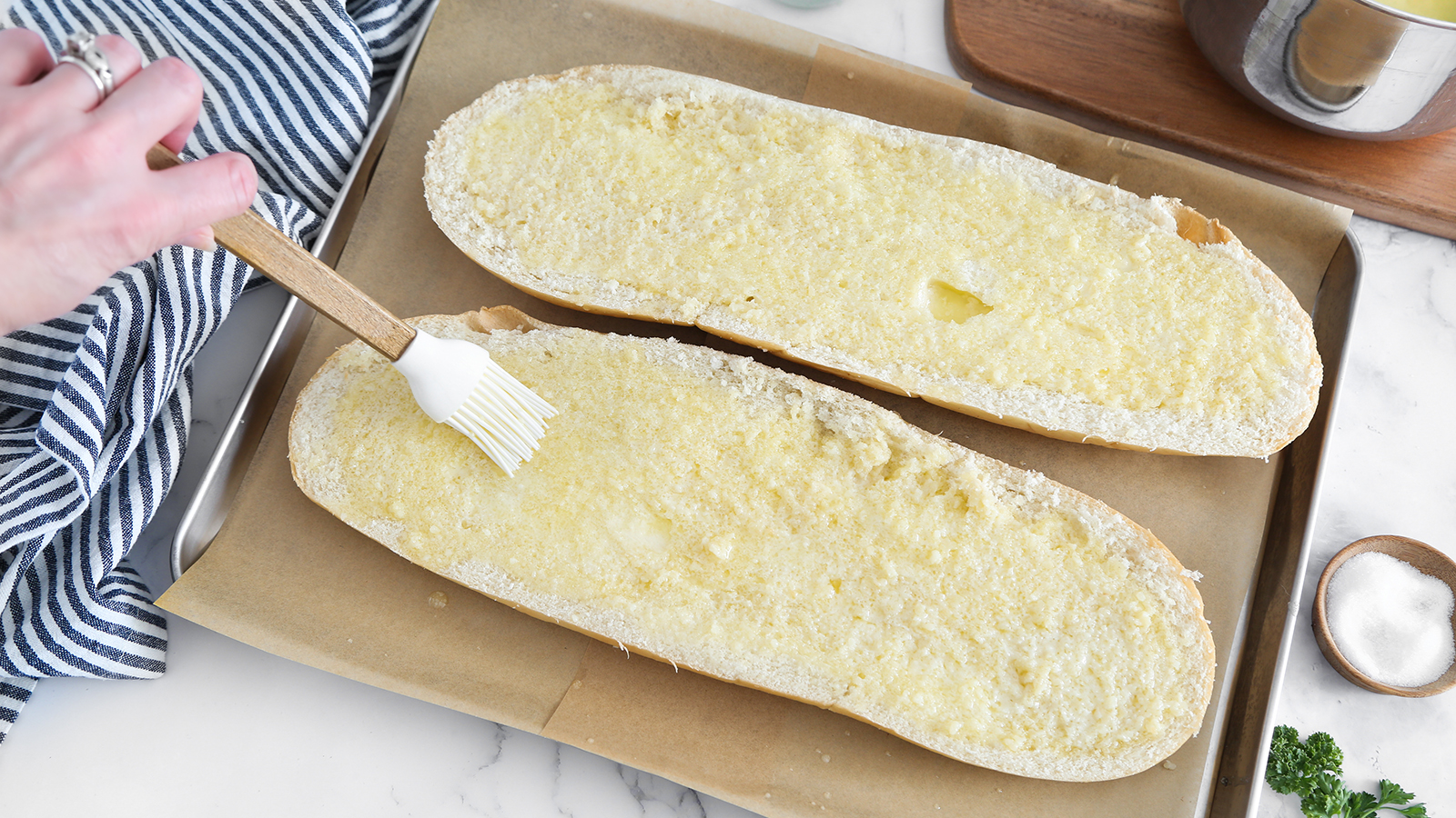 How To Make Garlic Bread